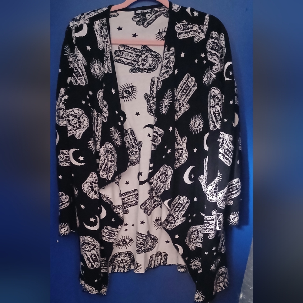 Hot Topic Black and White Cardigan